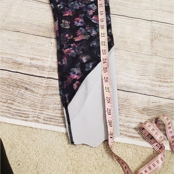 Lululemon Leggings   - Picture 10 of 14